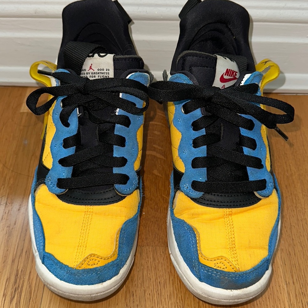 Cool Nike Jordan MA2 'University Gold